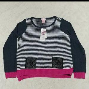 NEW! Girls fashion sweater w/ fake leather pockets